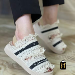 صندل تابستانه مدل ریش ریش با زیره پیو و لژ 2 سانت